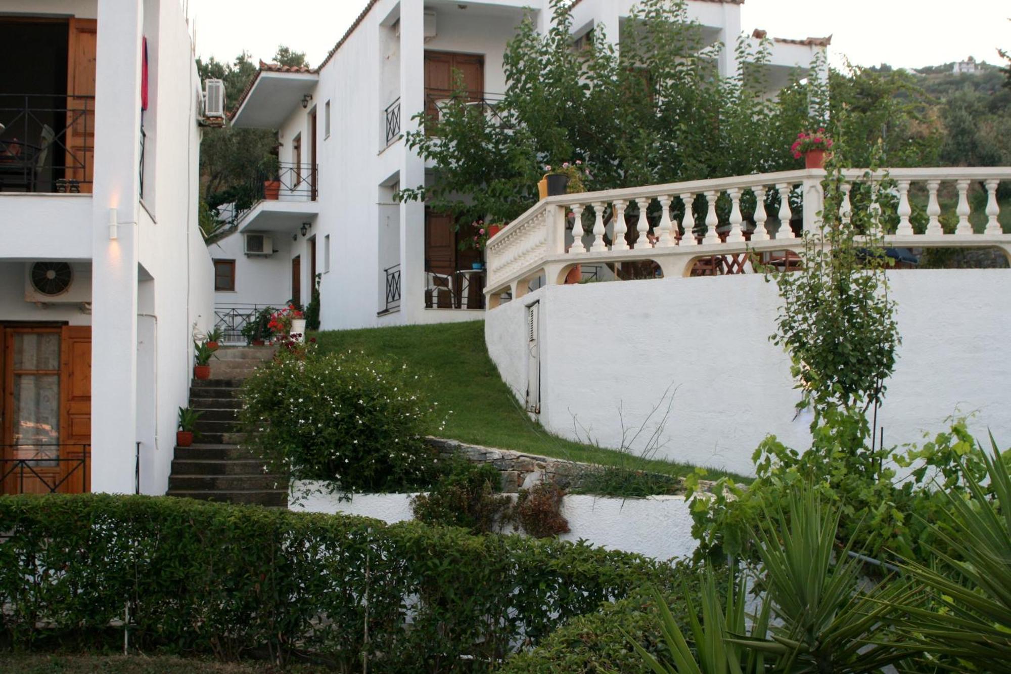 Albatros Hotel Skopelos Town Bagian luar foto